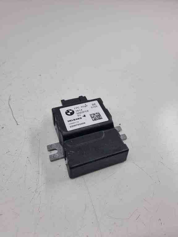 BMW 5 Series G30/G31 (2016-2023) Alternator bracket 5a25fc9 32438608