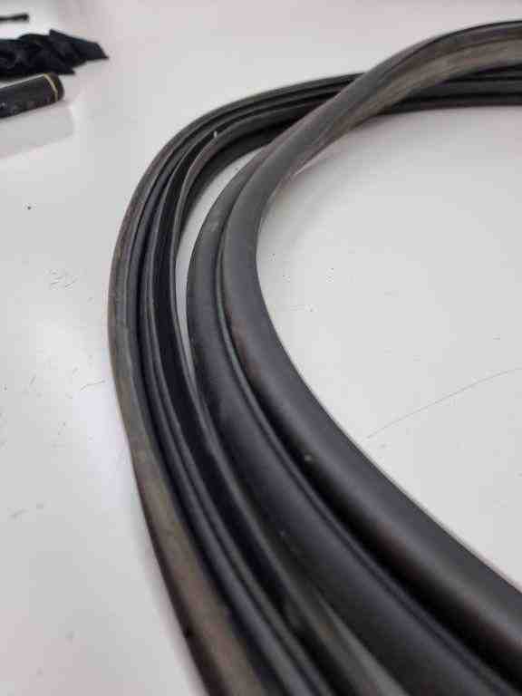 KIA Sportage 4 generation (2016-2022) Bootlid Seal Rubber 32440193