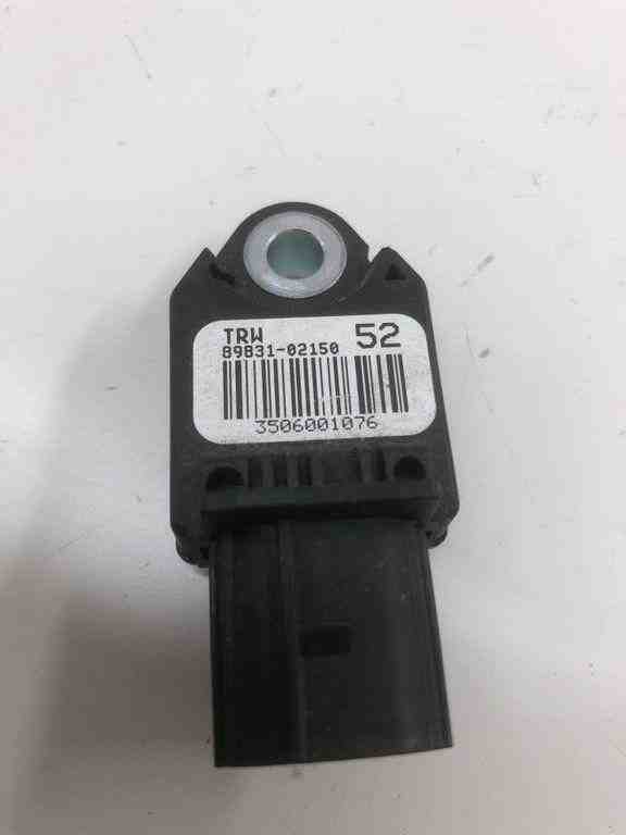 TOYOTA Avensis 3 generation (2009-2020) Right Side Impact Sensor 8K0959663 32441016