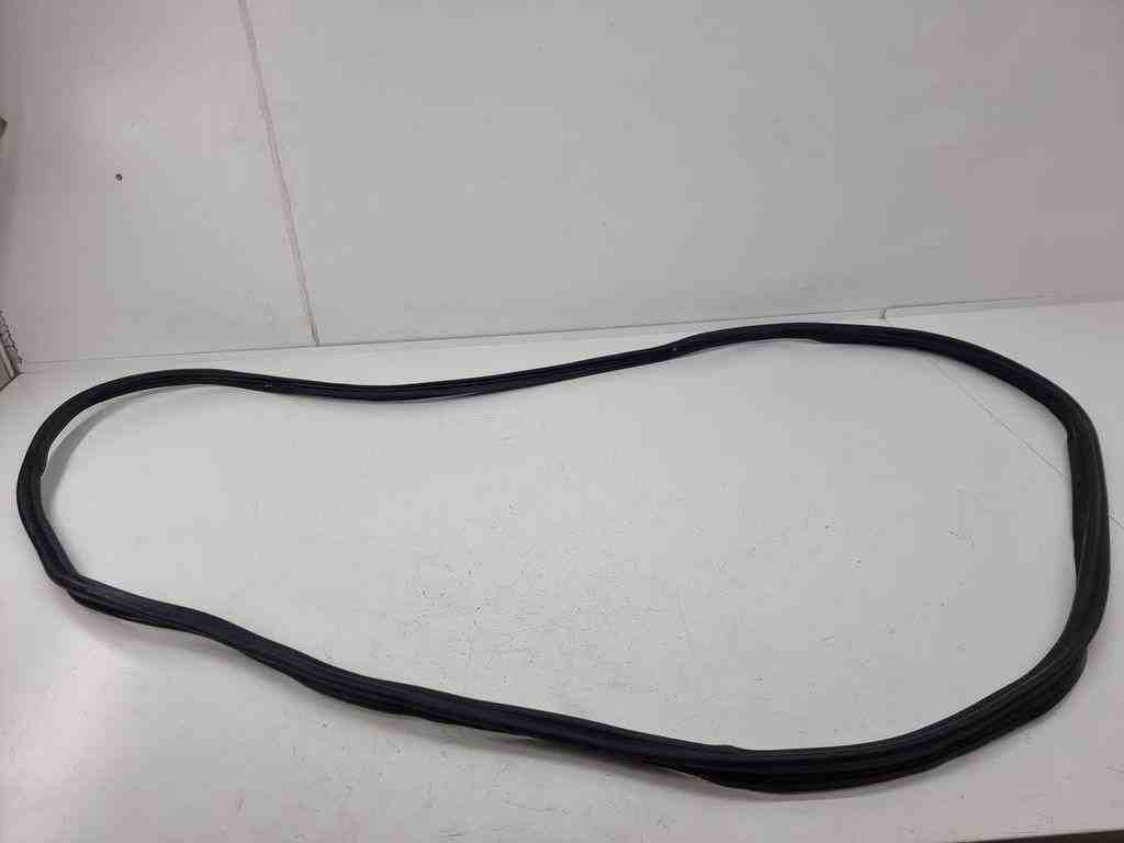 AUDI Q5 8R (2008-2017) Bootlid Seal Rubber 80F827705 32441967
