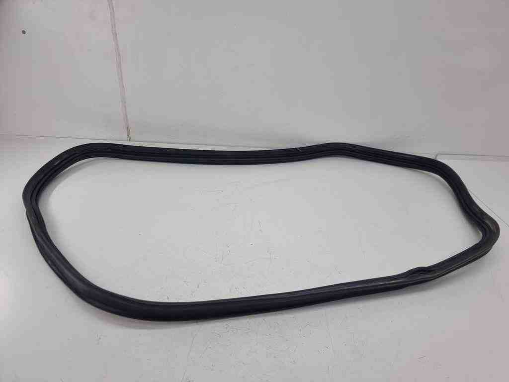 MINI Cooper F56 (2013-2020) Bootlid Seal Rubber 7318868 32442180