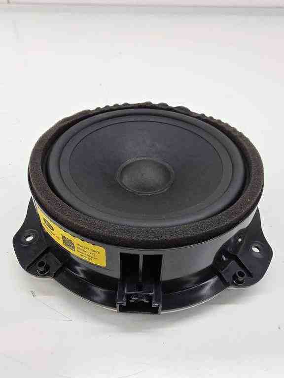 LAND ROVER Range Rover Evoque L538 (1 gen) (2011-2020) Rear Right Door Sound Speaker K8D218808CB 32443809