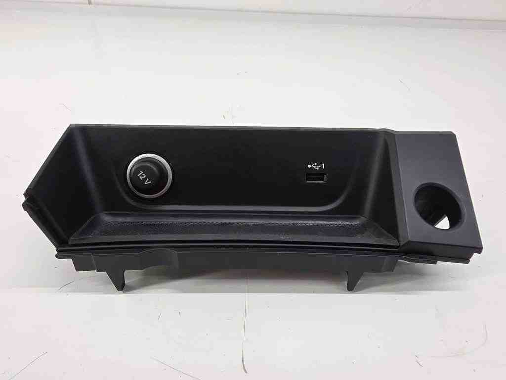 AUDI A5 F5 (2016-2024) Citas salona daļas 8W2864131B 32443971