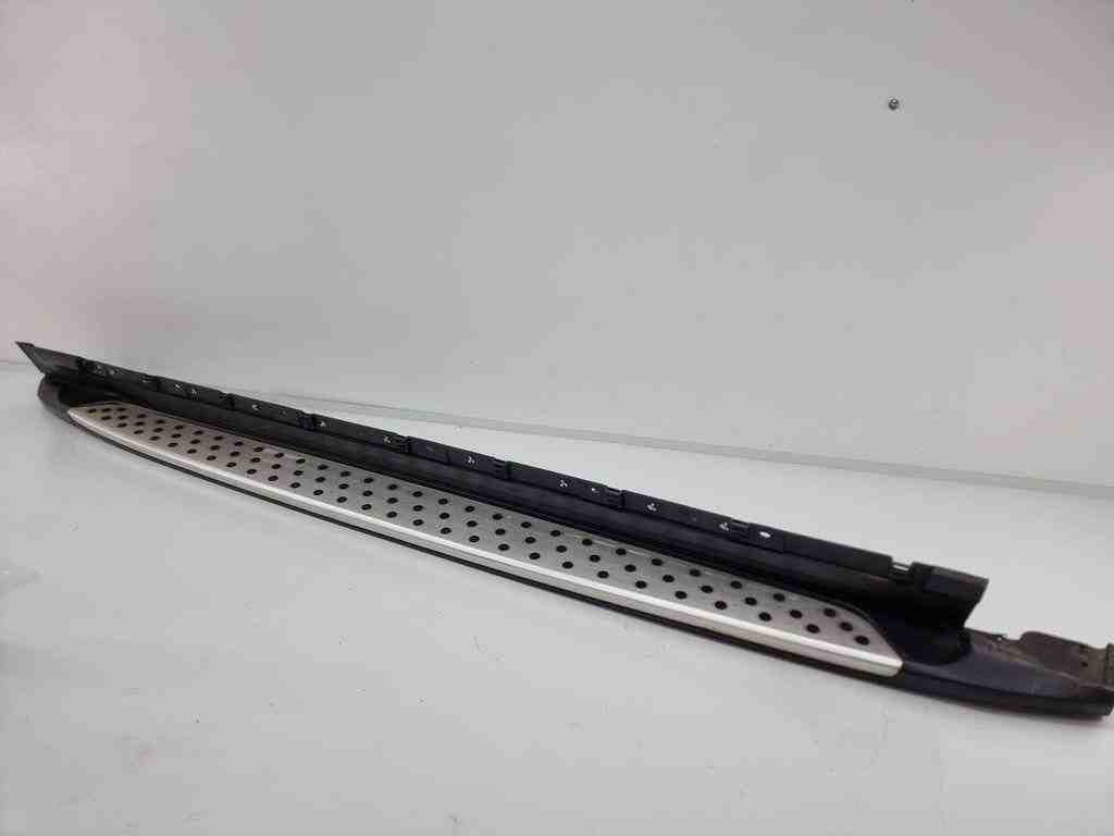 KIA Sorento 2 generation (2009-2021) Labās puses dekoratīvā plastmasas sliekšņu uzlika 32444534