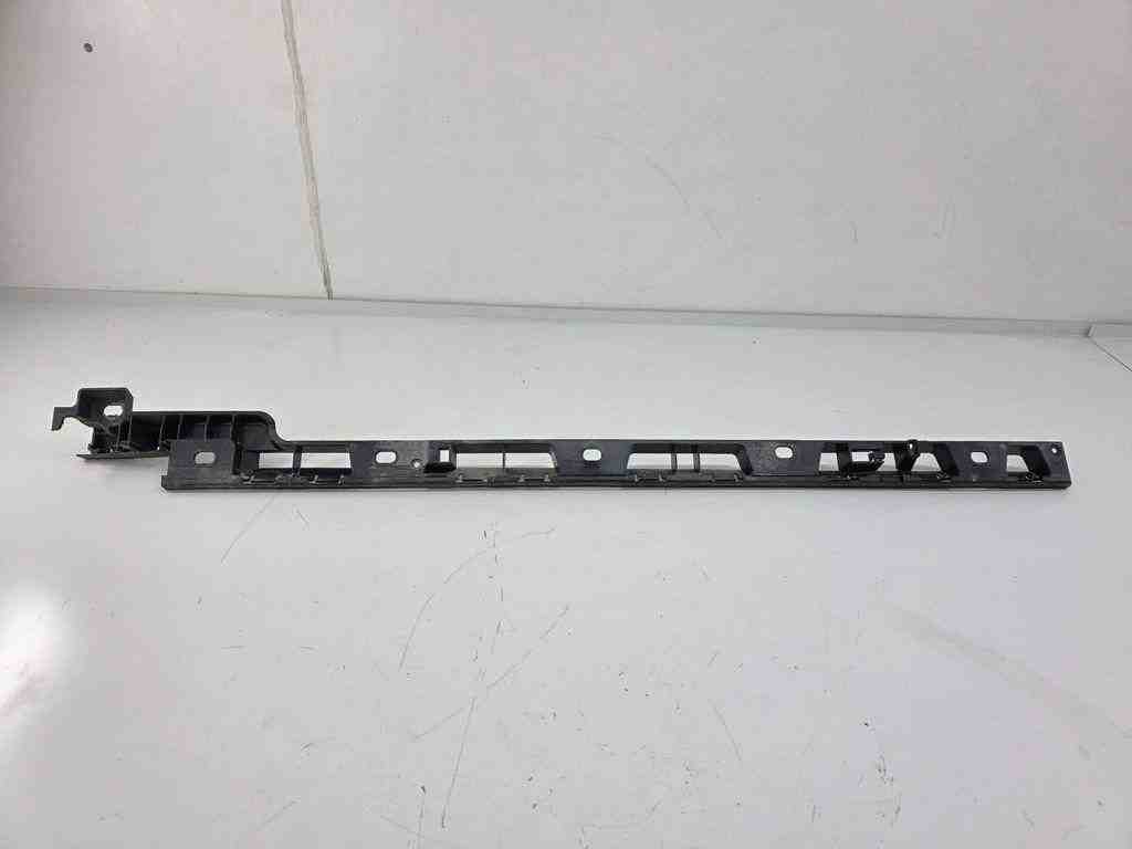 PORSCHE Macan 1 generation (2013-2023) Sideskirt Bracket 95B853557B 32444586