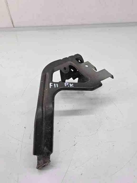 BMW 5 Series F10/F11 (2009-2017) Держатель переднего левого крыла 7183752 32444593