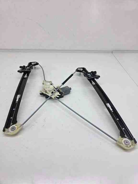PORSCHE Macan 1 generation (2013-2023) Front Right Door Window Regulator 95B837462B 32444614