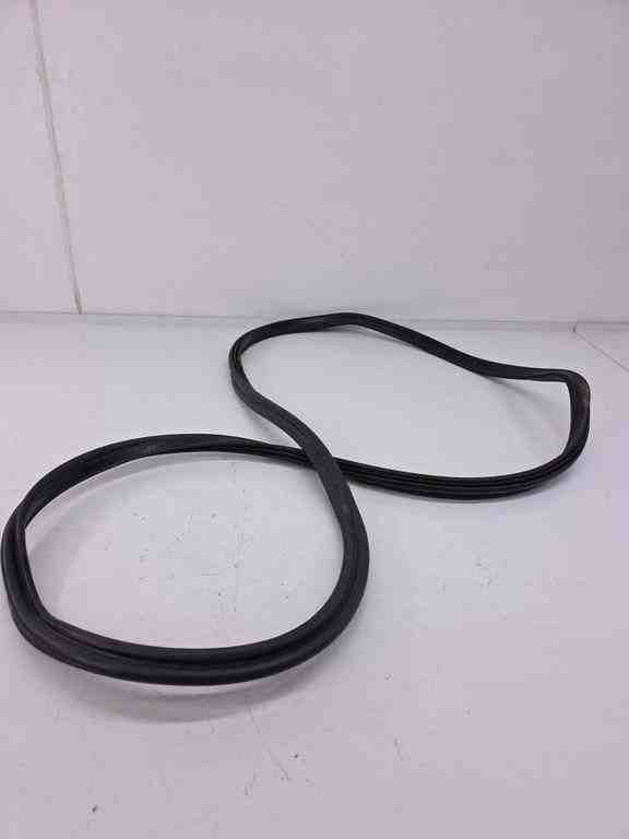 AUDI A5 8T (2007-2016) Bootlid Seal Rubber 8T0827705D 32444754