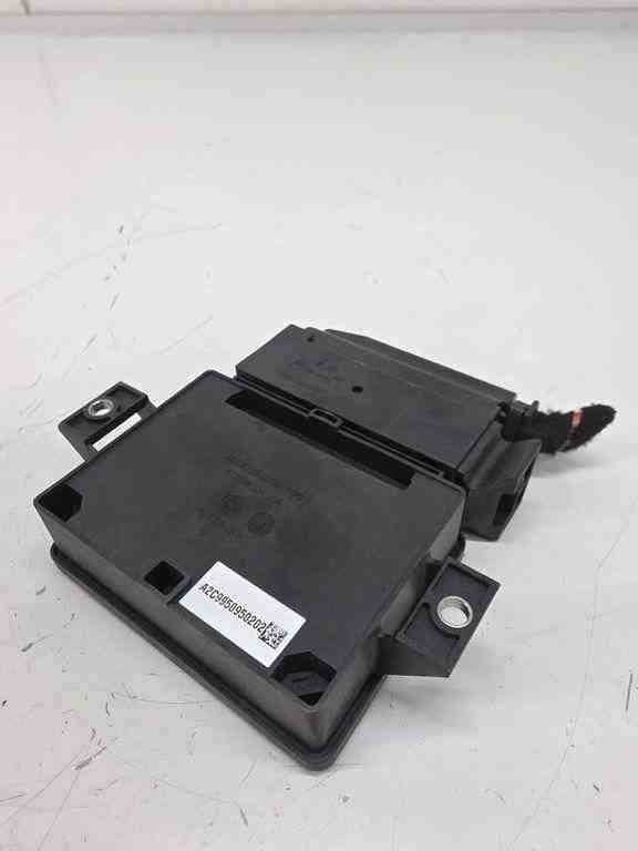 PORSCHE Macan 1 generation (2013-2023) Handbrake Control Unit 95B907801C 32444798