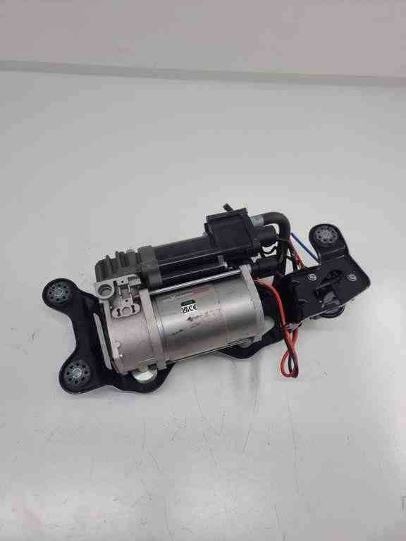BMW X5 F15 (2013-2018) Кронштейн заднего редуктора 32445547