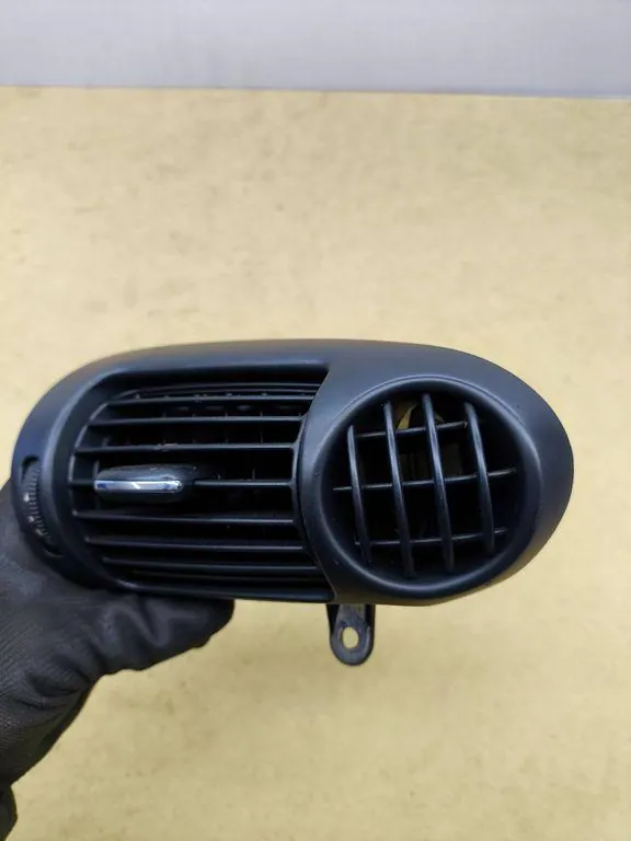 2038300254, Dashboard Air Vents, 20 offers, price from 4 EUR