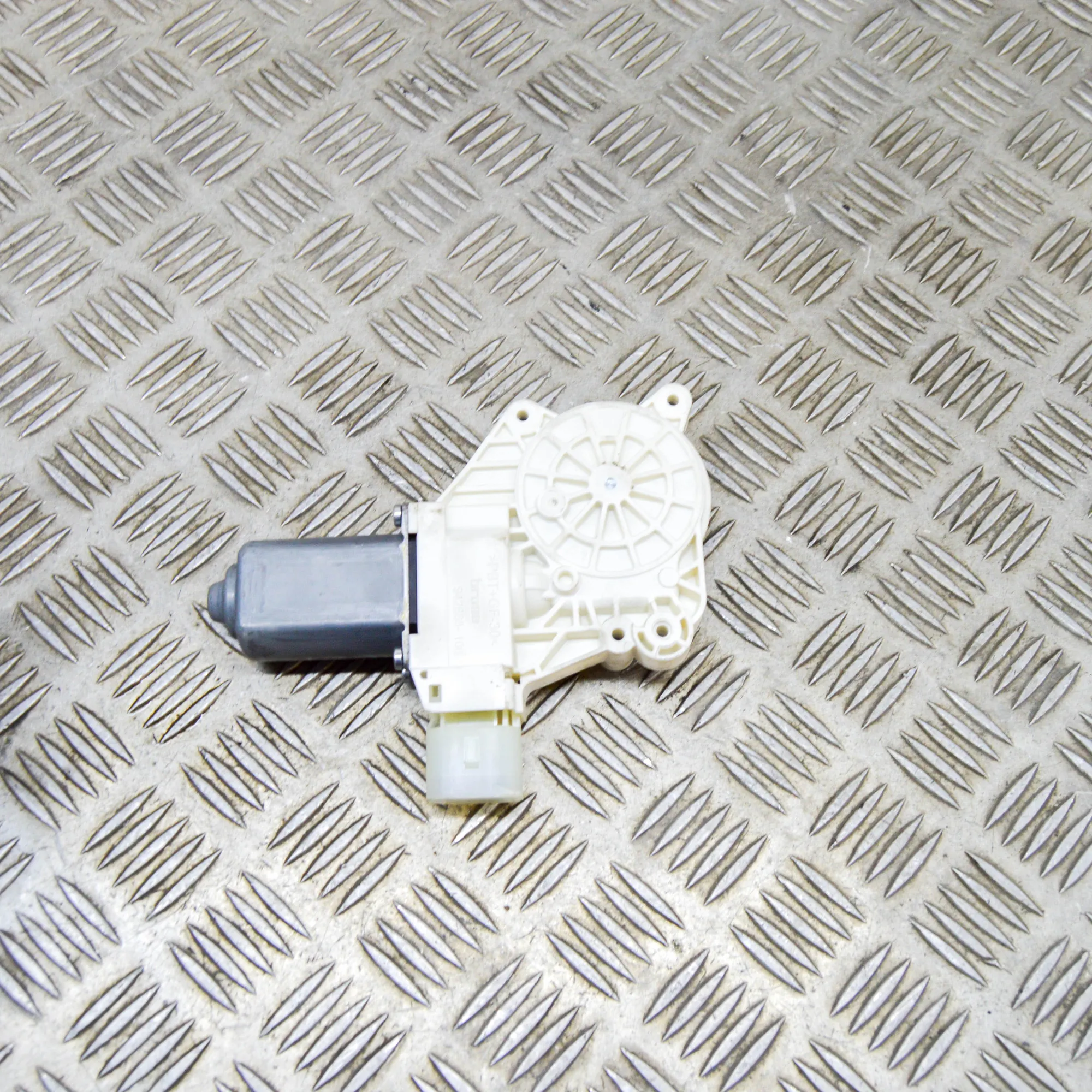 7385491, Kiti valdymo blokai, 12 pasiūlymai, kaina nuo 9 EUR